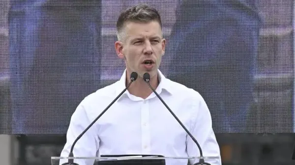 Magyar Péter „miniszterelnöki” beszéde: bosszú, sárdobálás és a TISZA-párt igazi arca